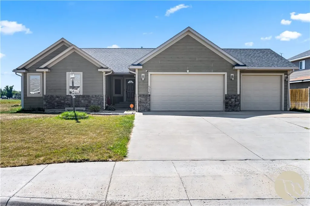 516 13th Street W Hardin MT 59034