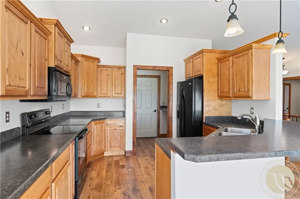 516 13th Street W Hardin MT 59034