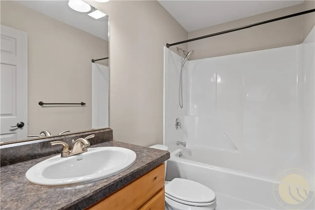 516 13th Street W Hardin MT 59034