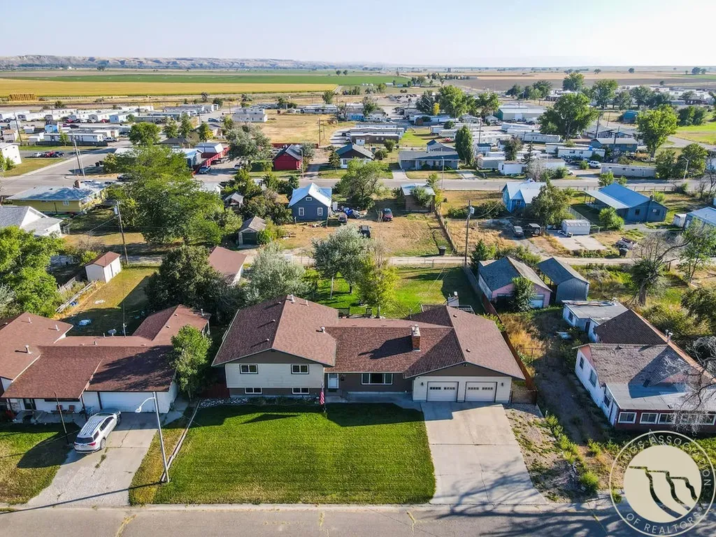 820 1st Street S Hardin MT 59034