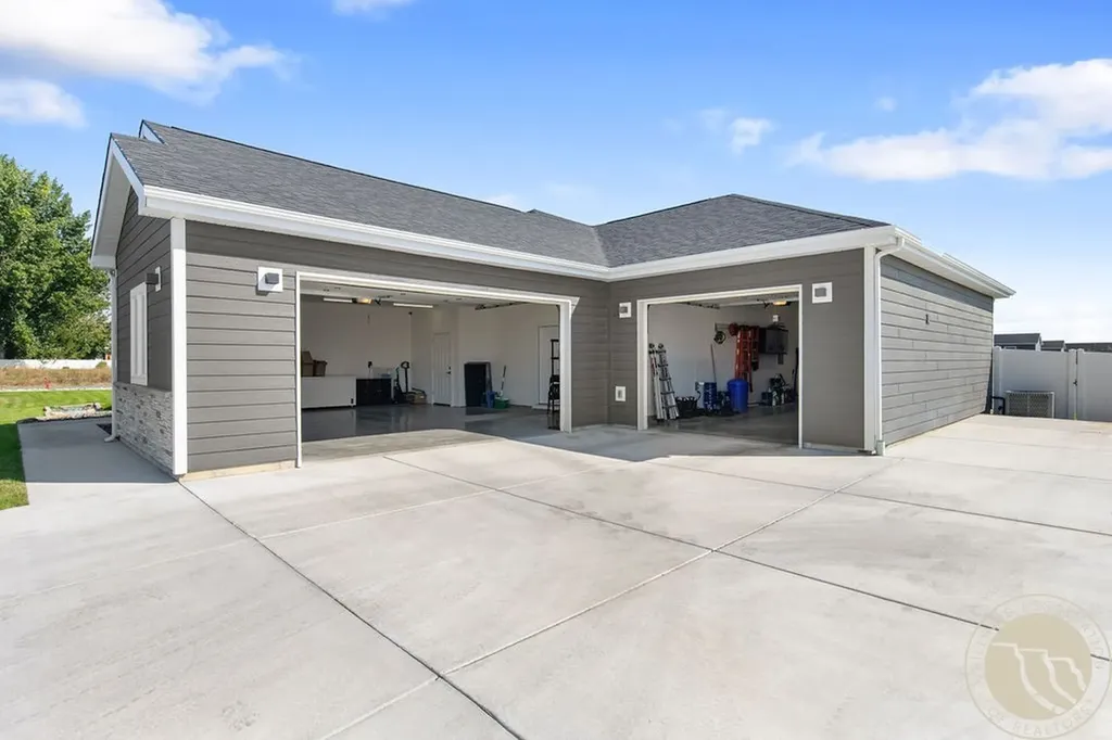 661 Light Stream Lane Billings MT 59106