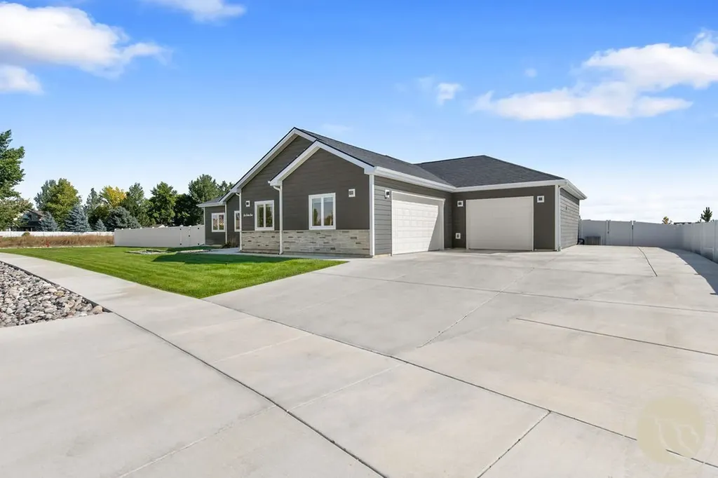 661 Light Stream Lane Billings MT 59106