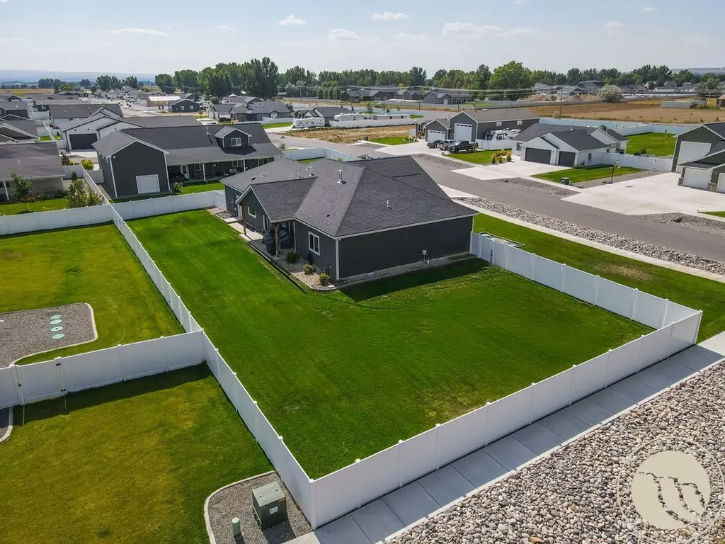 661 Light Stream Lane Billings MT 59106