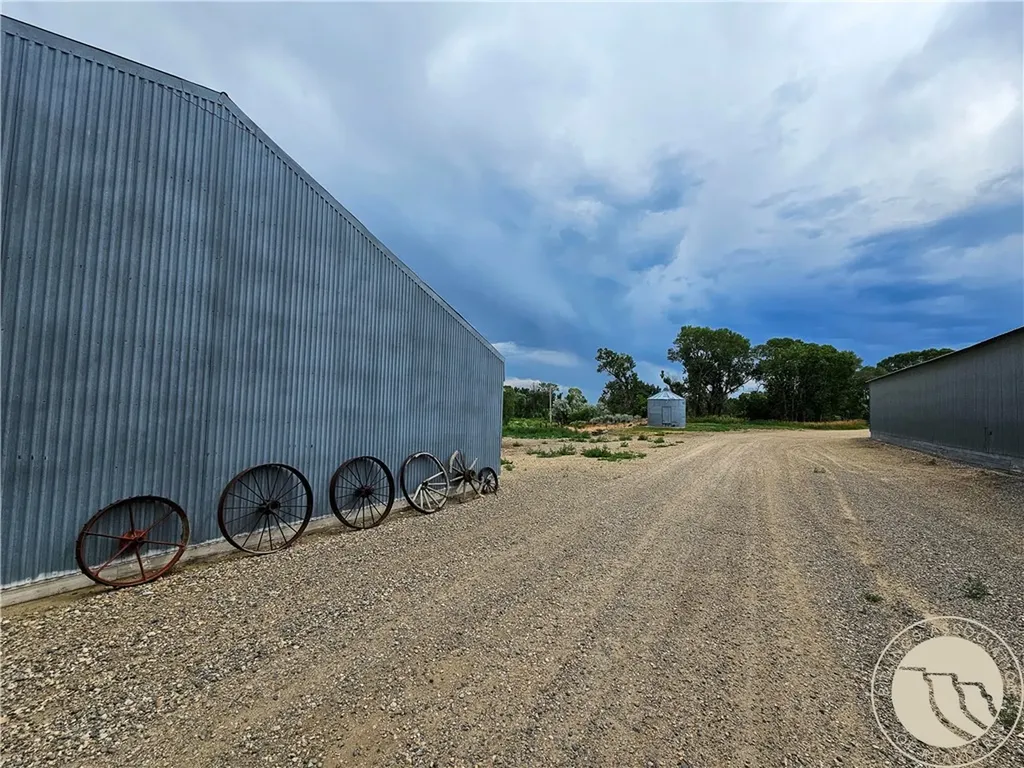 9786 Us Highway 212 Joliet MT 59041