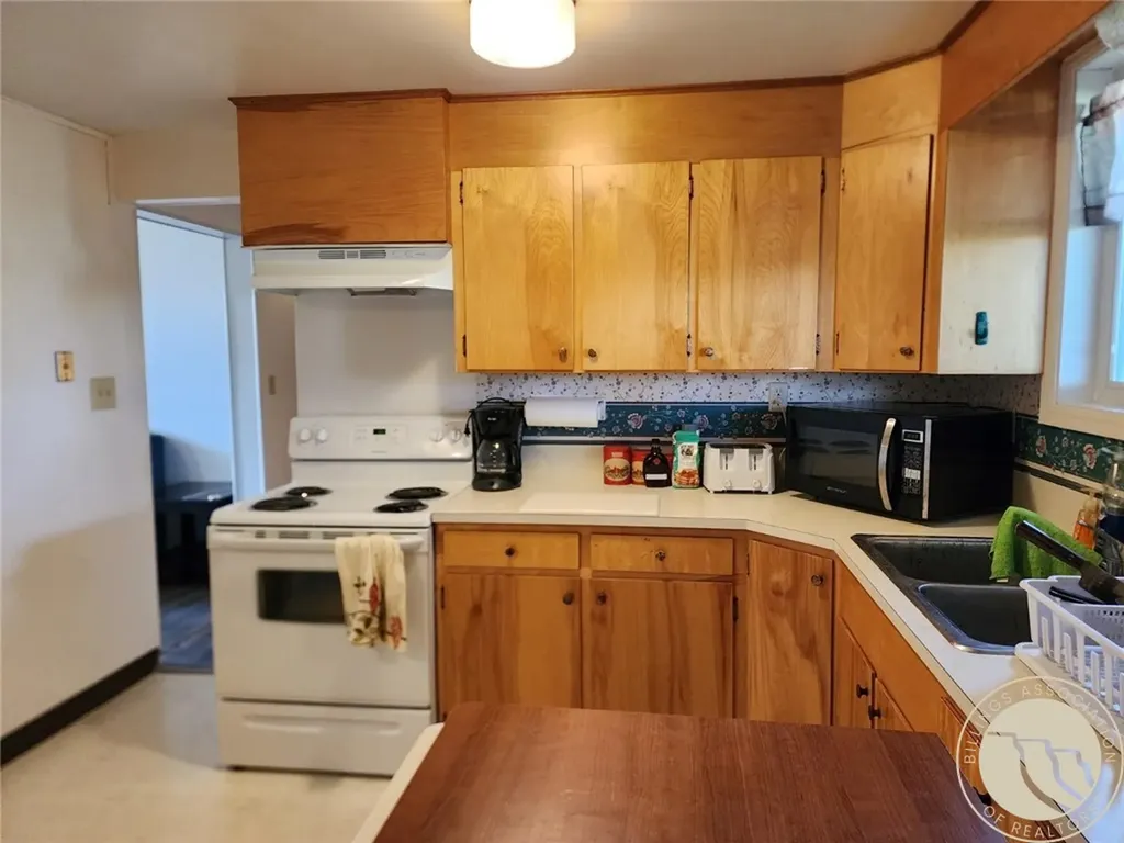 702 Kramer Street Jordan MT 59337