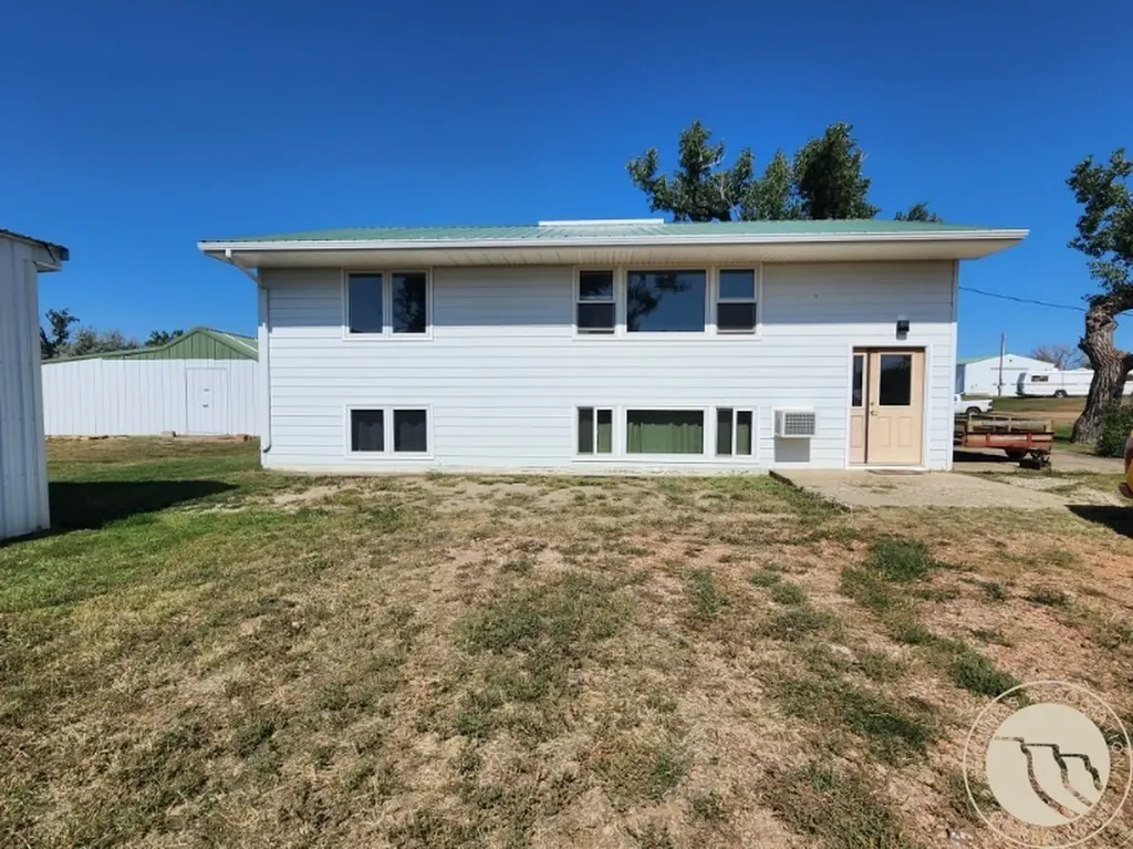 702 Kramer Street Jordan MT 59337