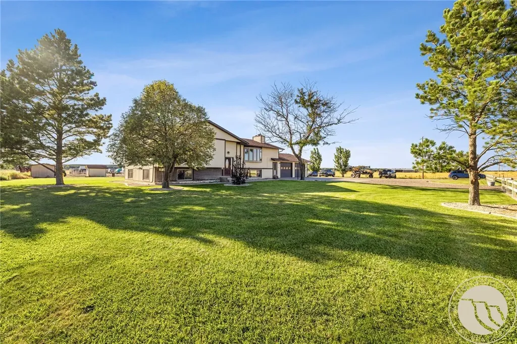 11698 Highway 313 Hardin MT 59034