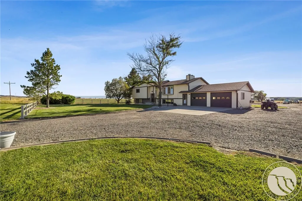 11698 Highway 313 Hardin MT 59034