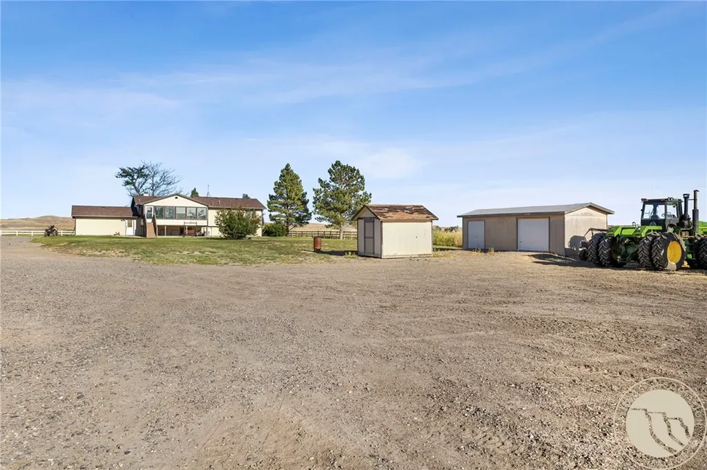 11698 Highway 313 Hardin MT 59034