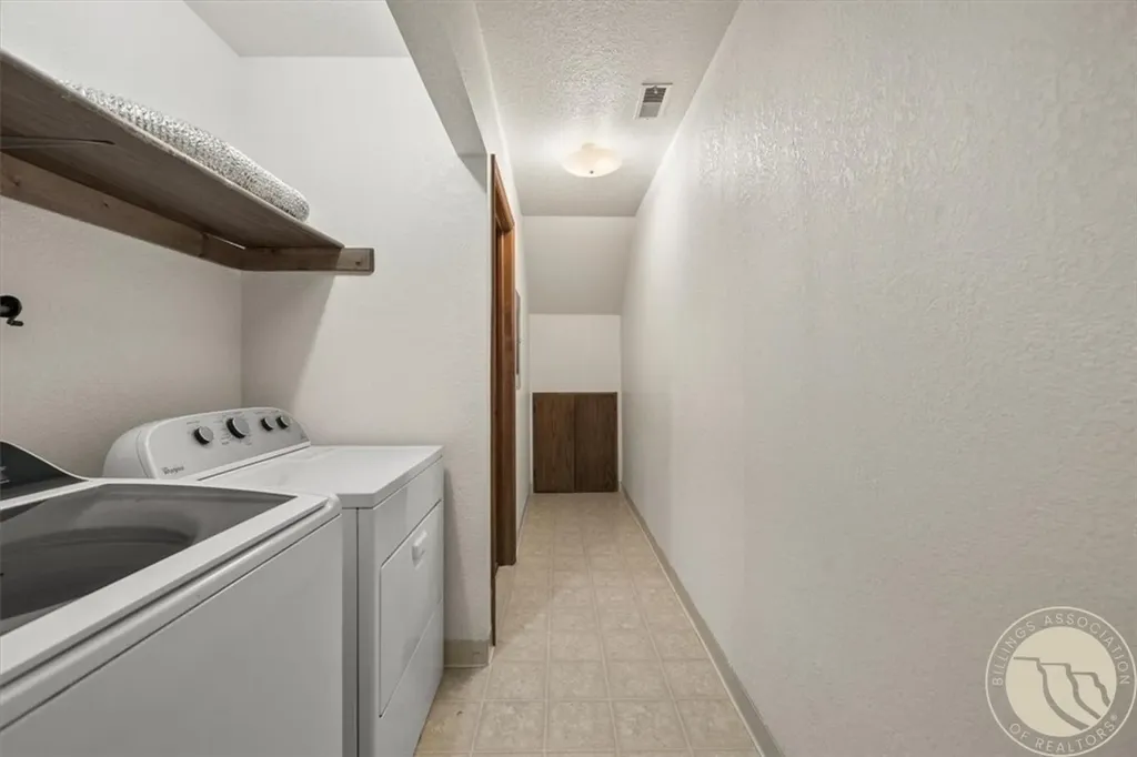 3295 Granger Avenue E Billings MT 59102