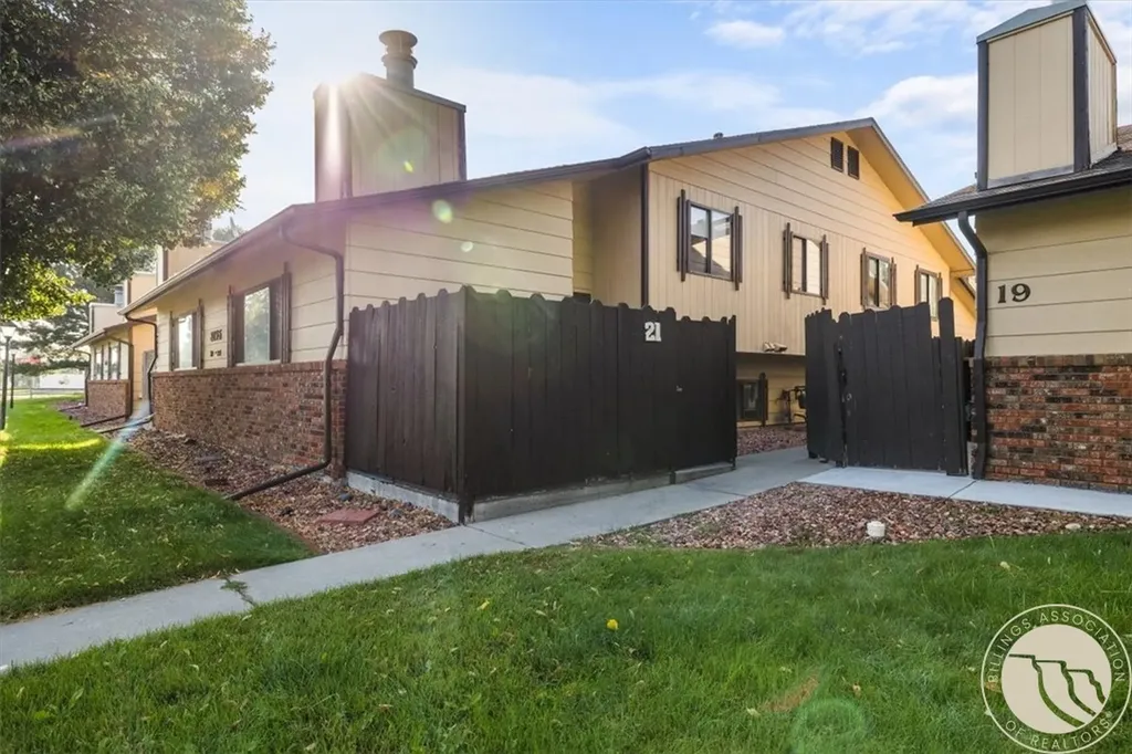 3295 Granger Avenue E Billings MT 59102