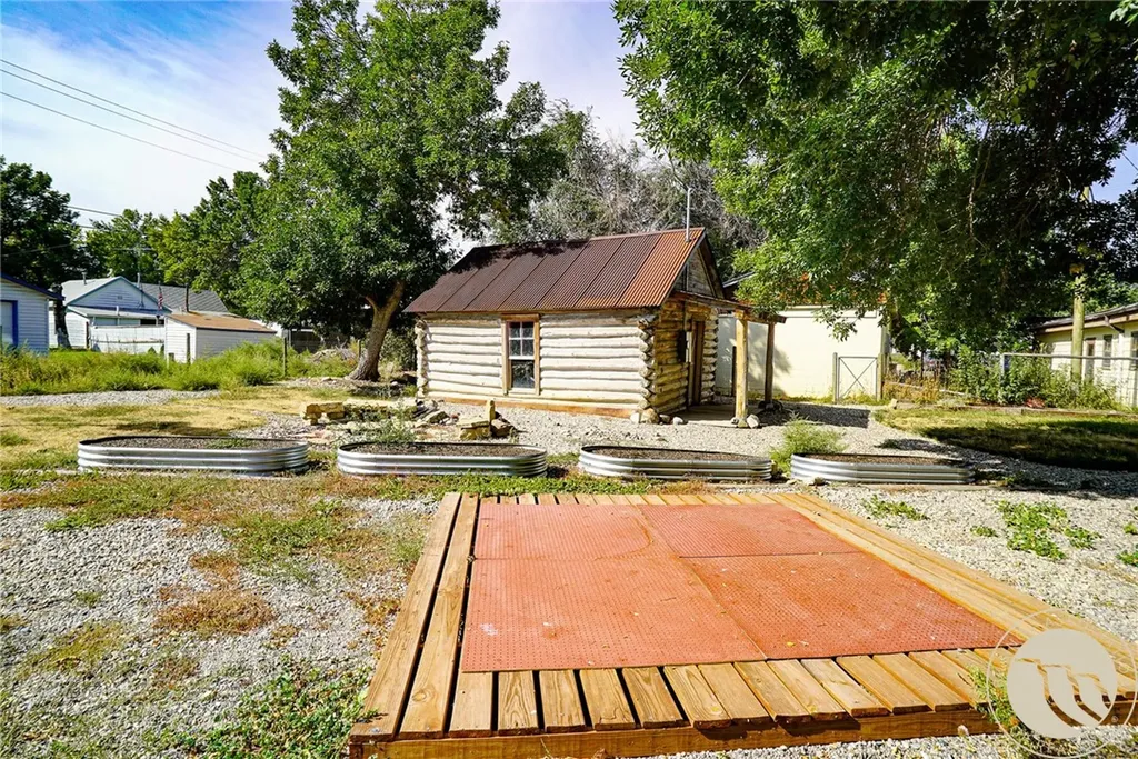 216 Broadway Avenue Belfry MT 59008