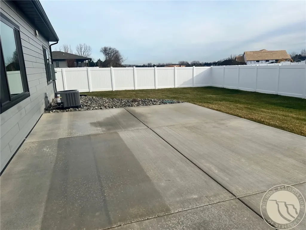 1025 Vineyard Way Billings MT 59106