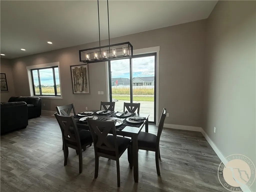 1025 Vineyard Way Billings MT 59106