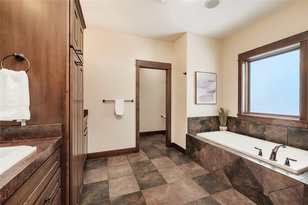 6317 Bear Paw Drive N Billings MT 59106