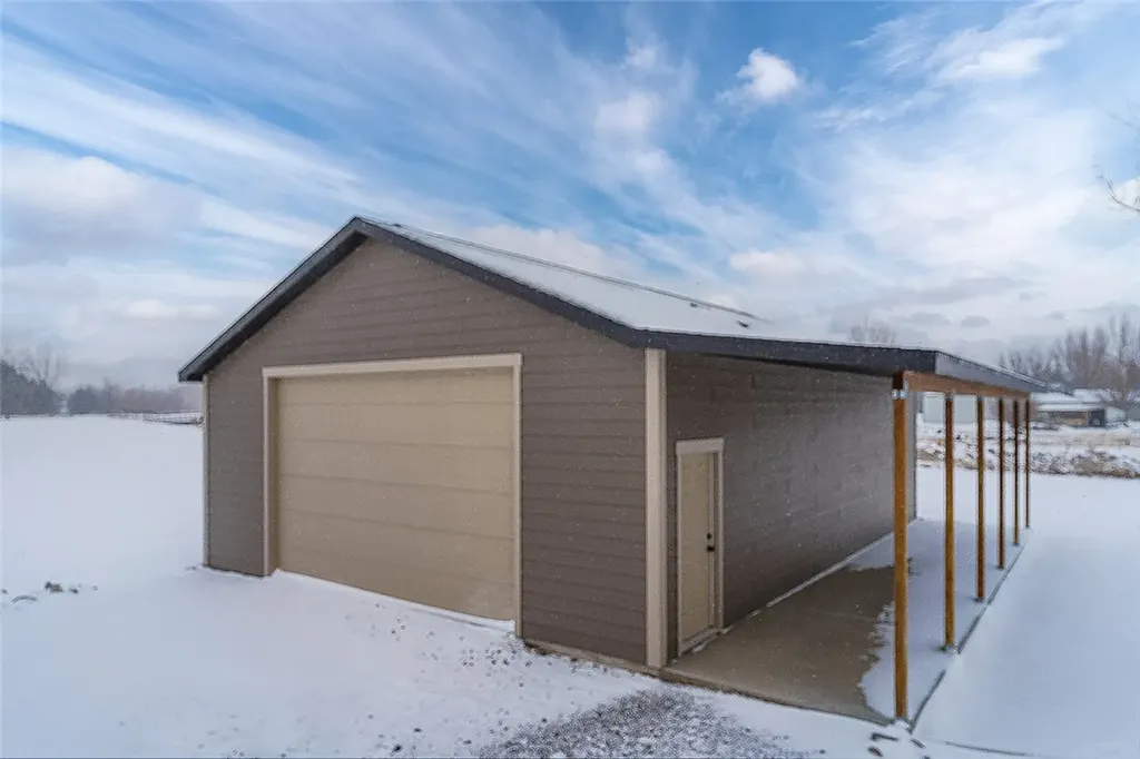 6317 Bear Paw Drive N Billings MT 59106