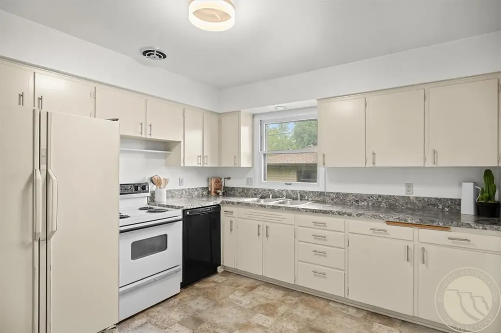 2645 Custer Avenue Billings MT 59102