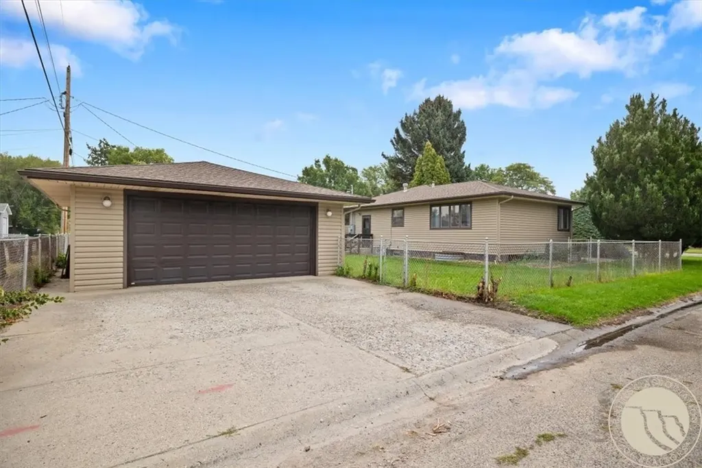 2645 Custer Avenue Billings MT 59102