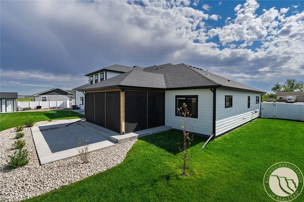 2735 Hummingbird Way Billings MT 59105