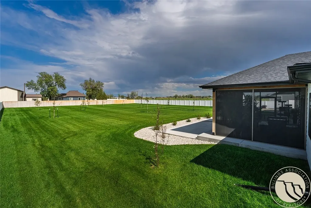 2735 Hummingbird Way Billings MT 59105