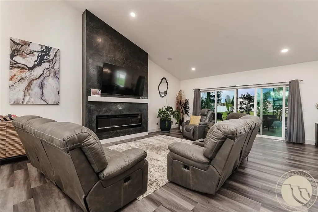 2735 Hummingbird Way Billings MT 59105