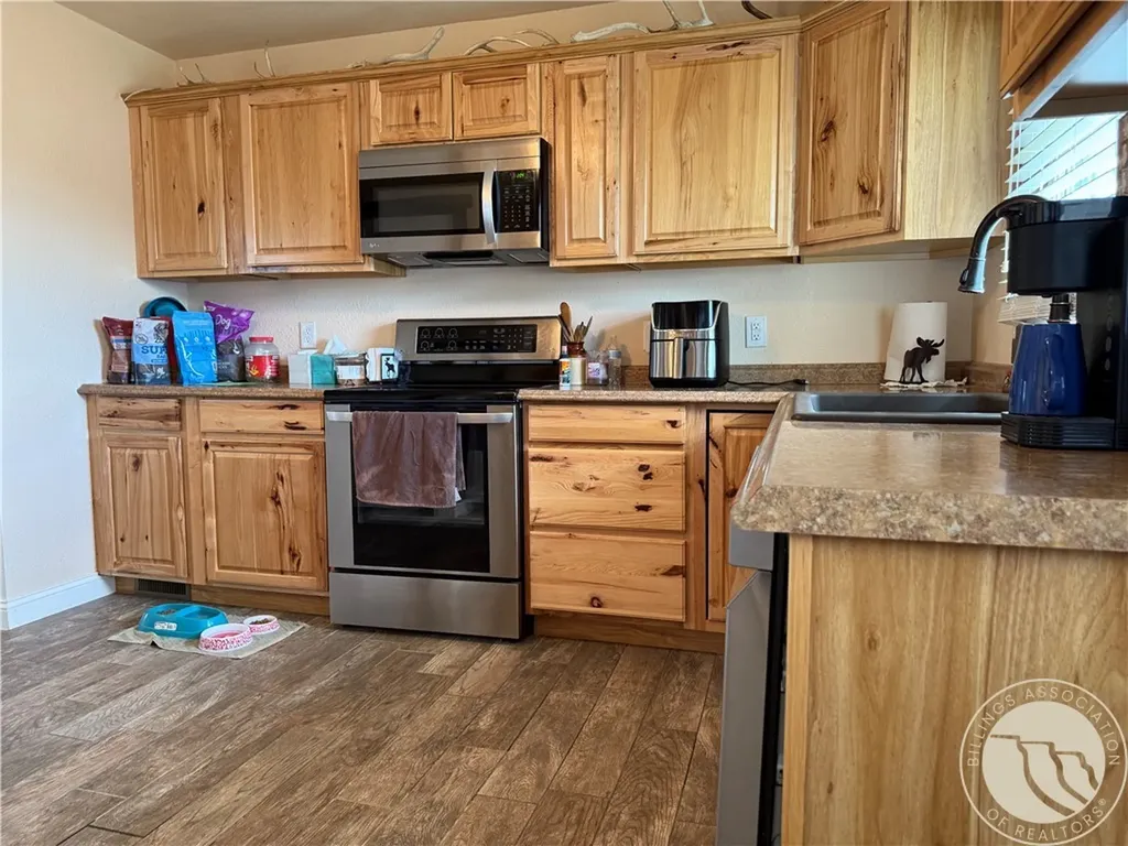 704 Hooper Street Big Timber MT 59011