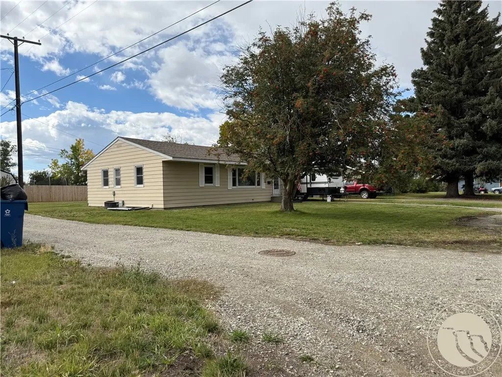 704 Hooper Street Big Timber MT 59011