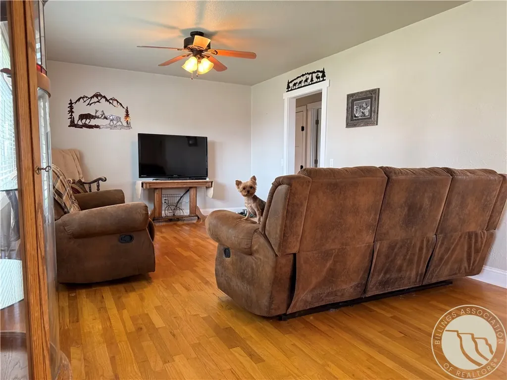 704 Hooper Street Big Timber MT 59011