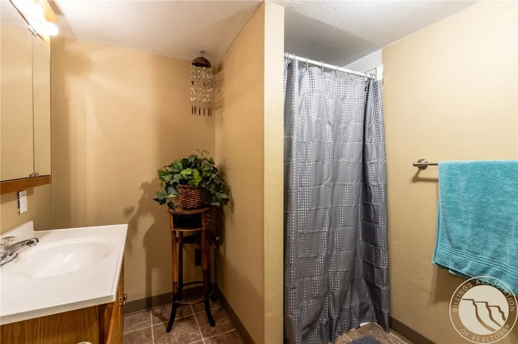 2035 Avenue D Billings MT 59102