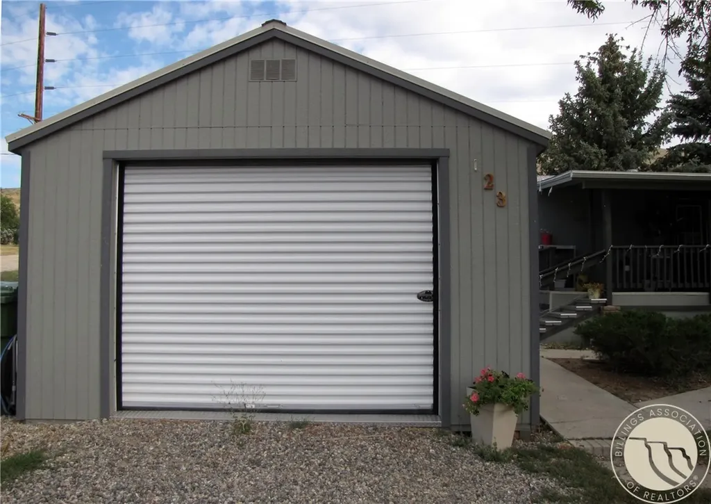 123 S 4th Street Bearcreek MT 59007