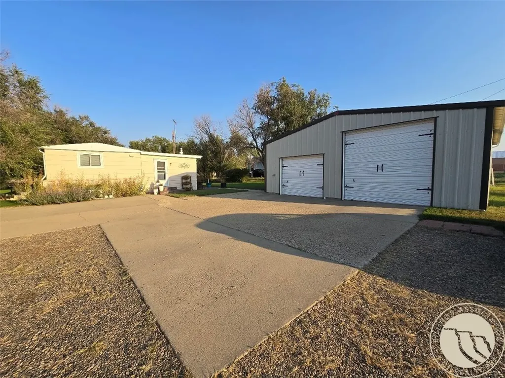 118 E Pleasant Avenue Baker MT 59313