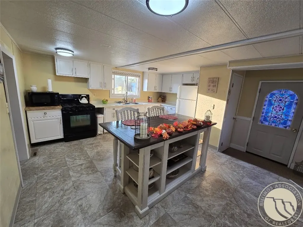 118 E Pleasant Avenue Baker MT 59313