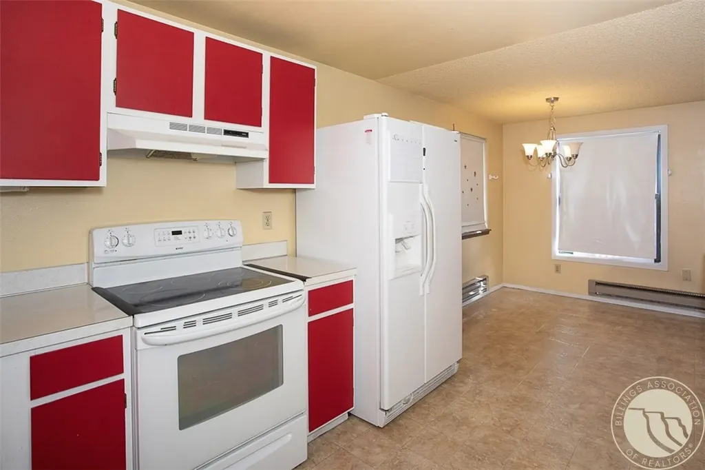 125 7th E Hardin MT 59034