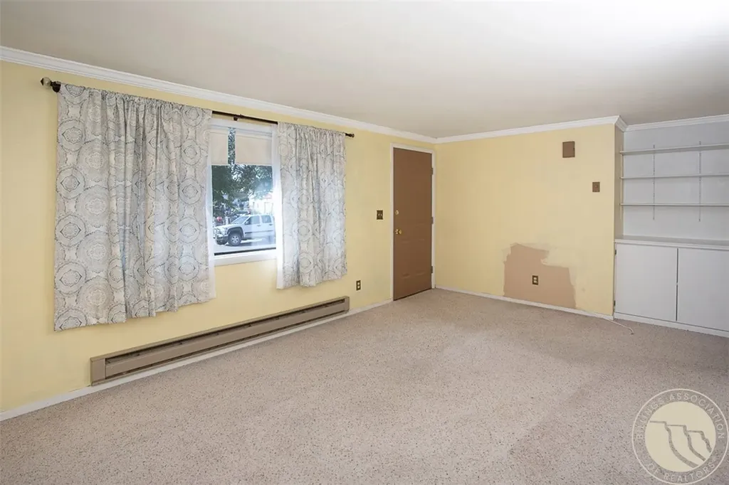 125 7th E Hardin MT 59034