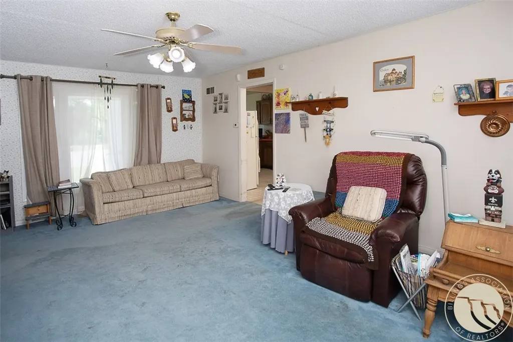 701 1st W Hardin MT 59034