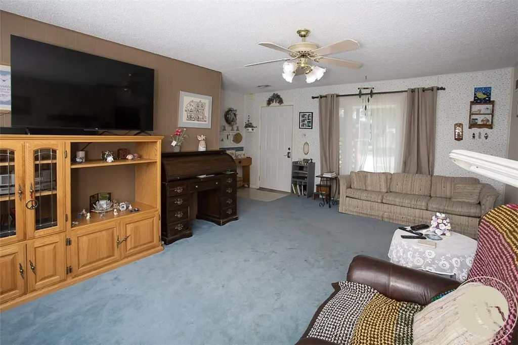 701 1st W Hardin MT 59034