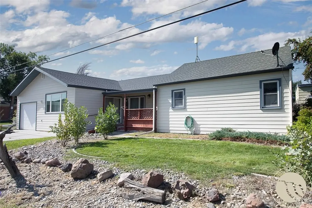 701 1st W Hardin MT 59034