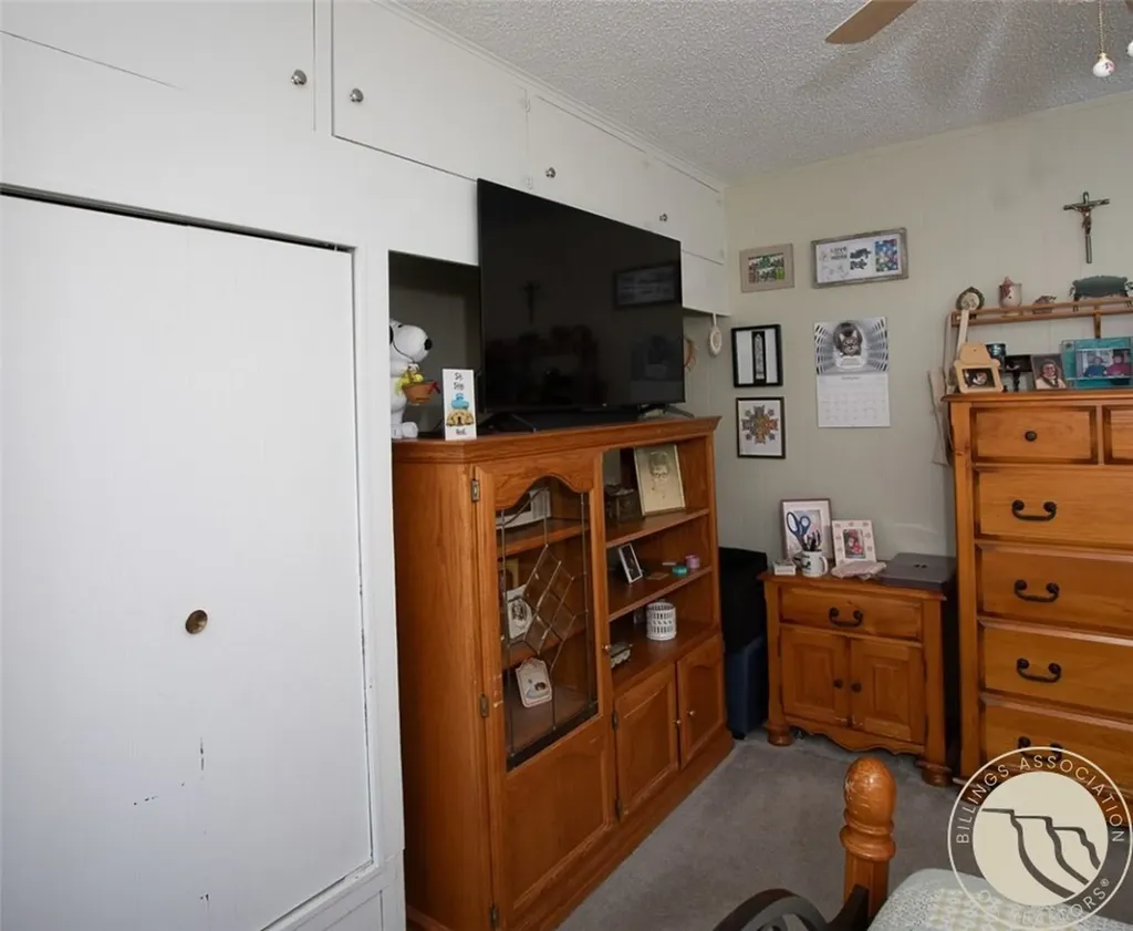 701 1st W Hardin MT 59034