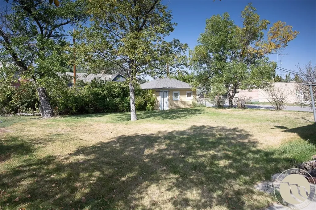 724 N Center Avenue Hardin MT 59034