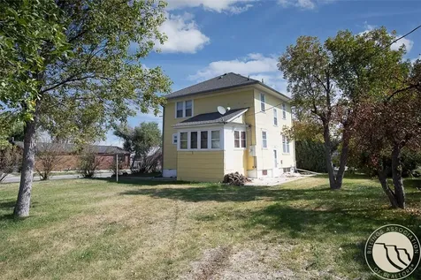 724 N Center Avenue Hardin MT 59034