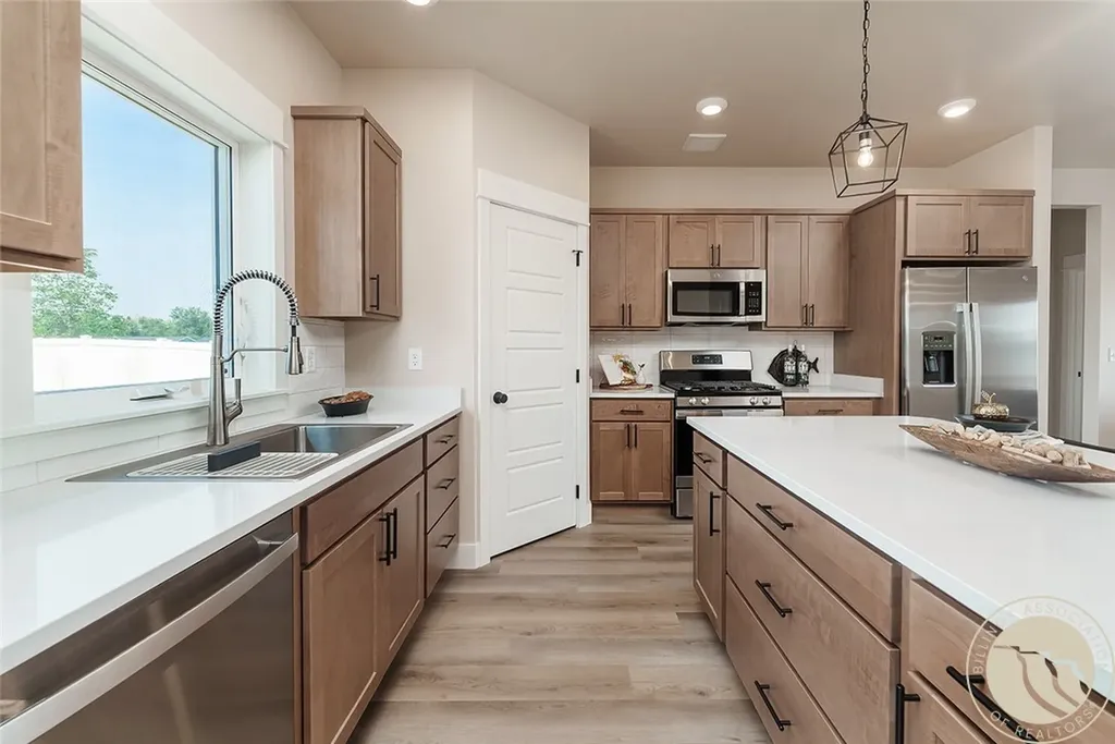 1327 Tania Circle Billings MT 59105