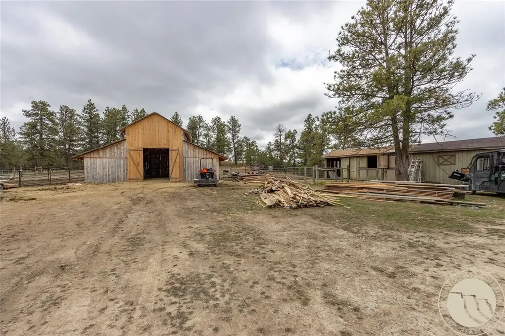 50 Pleasant Grove Road Roundup MT 59072