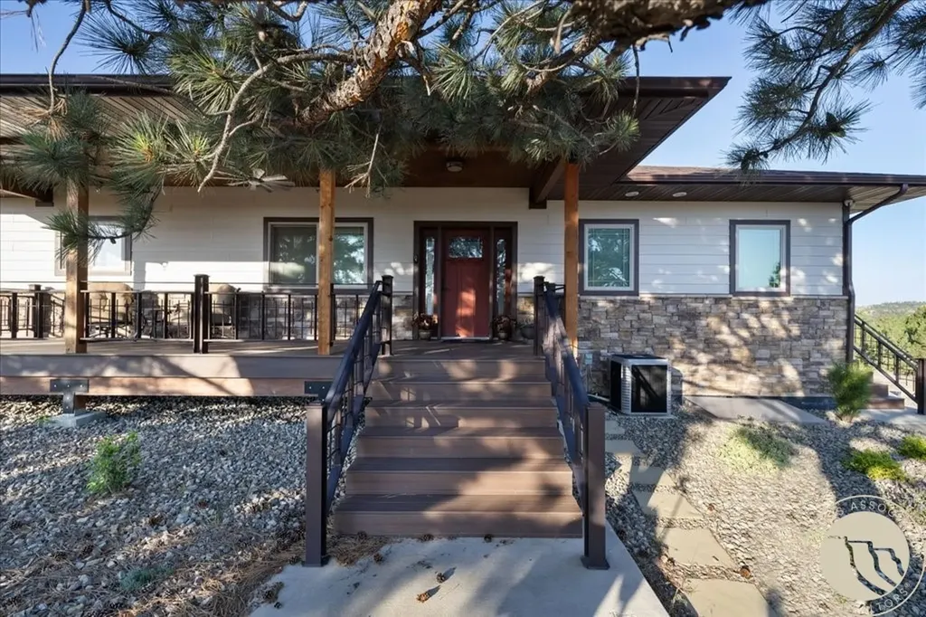 2900 Chief White Bird Trail Laurel MT 59044