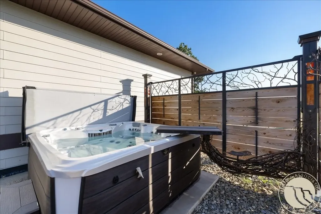 2900 Chief White Bird Trail Laurel MT 59044