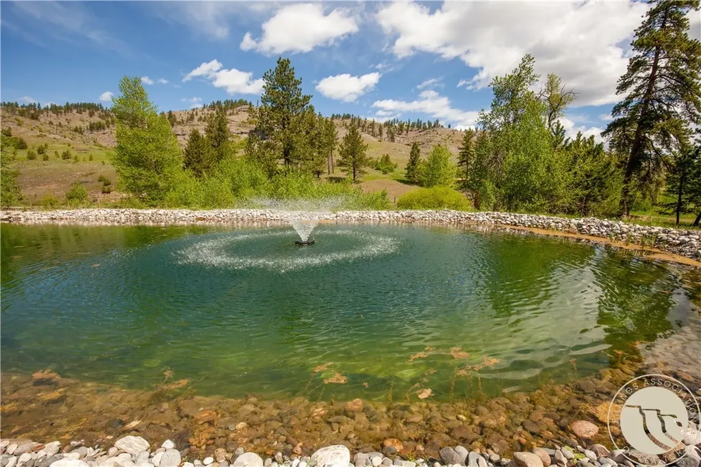 101 W Bridger Creek Road Big Timber MT 59011