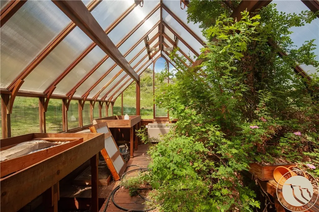 101 W Bridger Creek Road Big Timber MT 59011