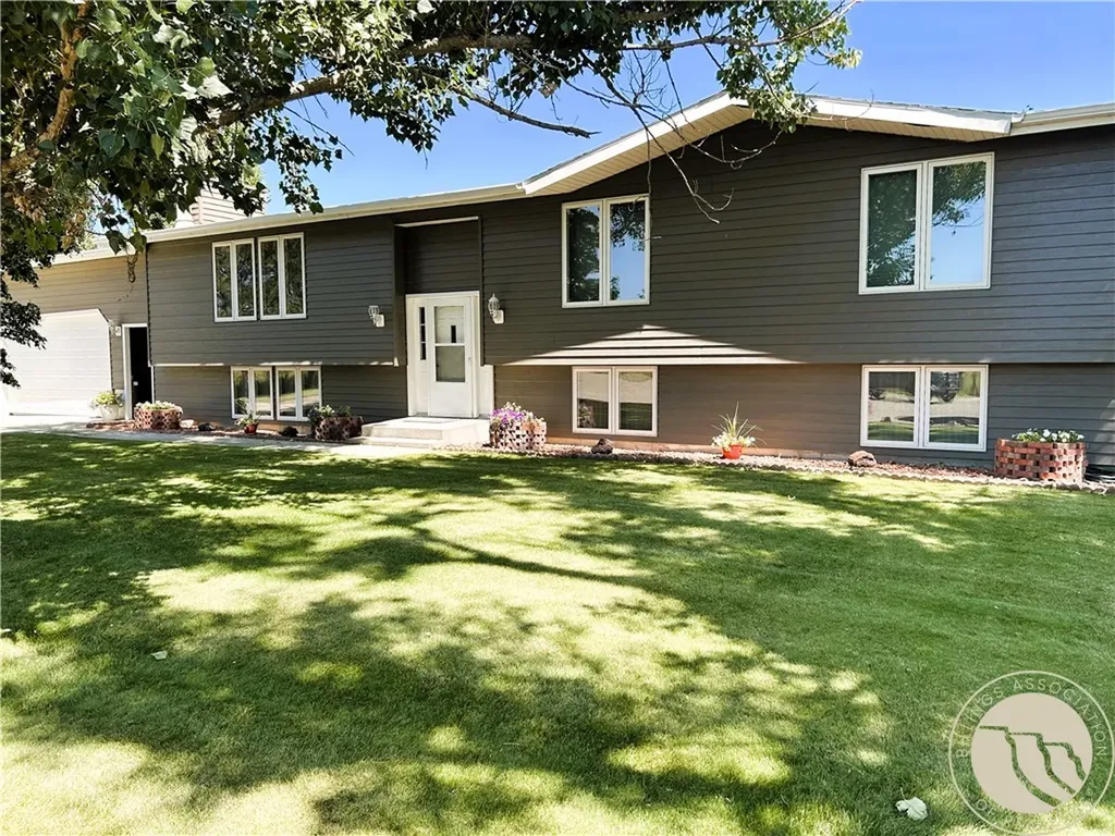 1144 Sugar Factory Road Hardin MT 59034