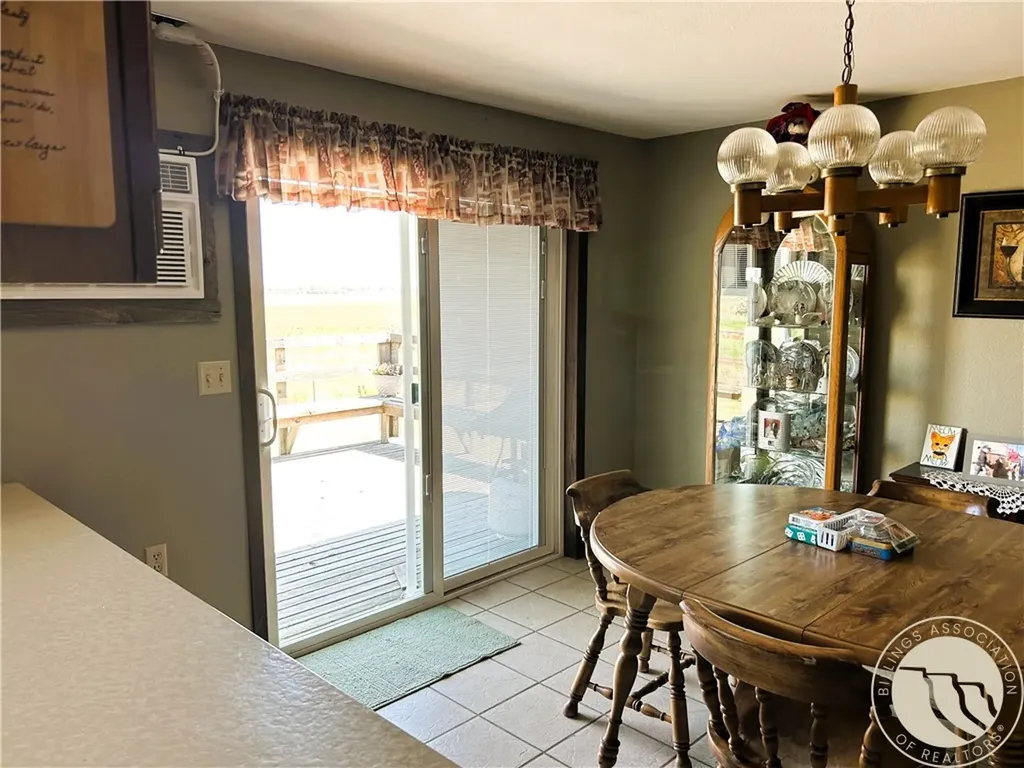 1144 Sugar Factory Road Hardin MT 59034