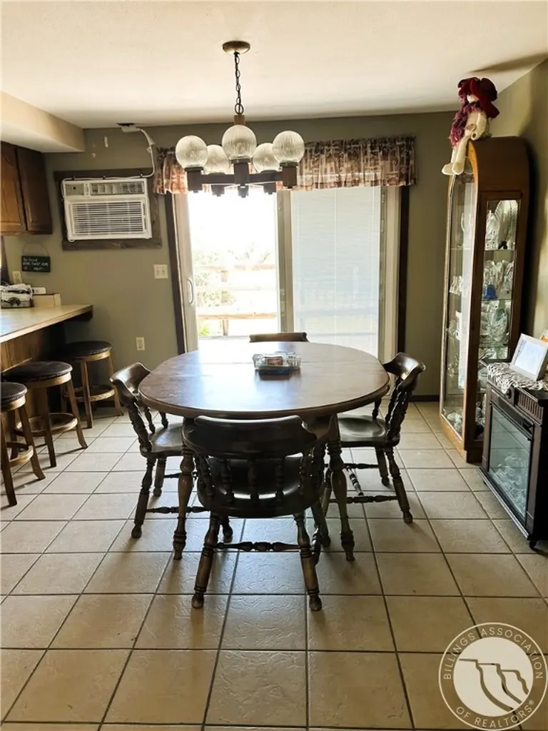 1144 Sugar Factory Road Hardin MT 59034