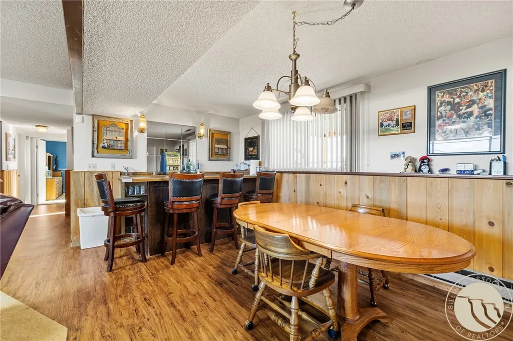 11698 Highway 313 Hardin MT 59034